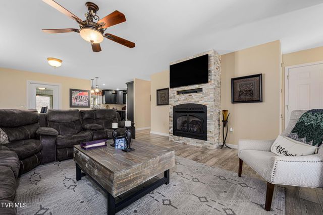 2144 Highway 421 N, Mountain City, TN 37683