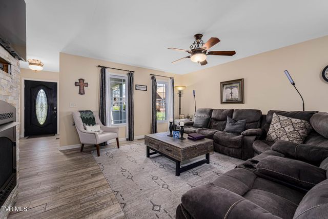 2144 Highway 421 N, Mountain City, TN 37683