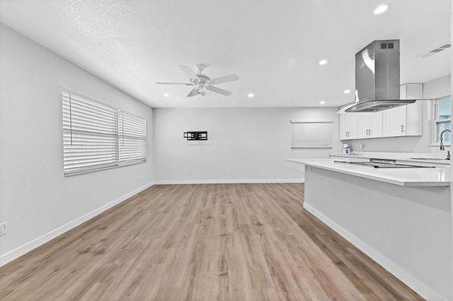 6491 Mackinac Road, Lake Worth, FL 33462