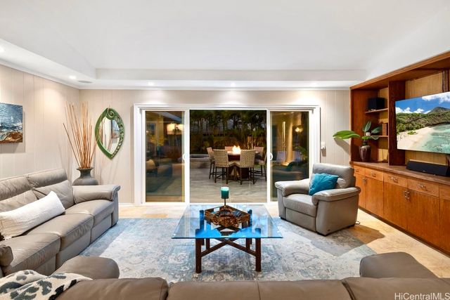 49 Pilipu Place, Kailua, HI 96734