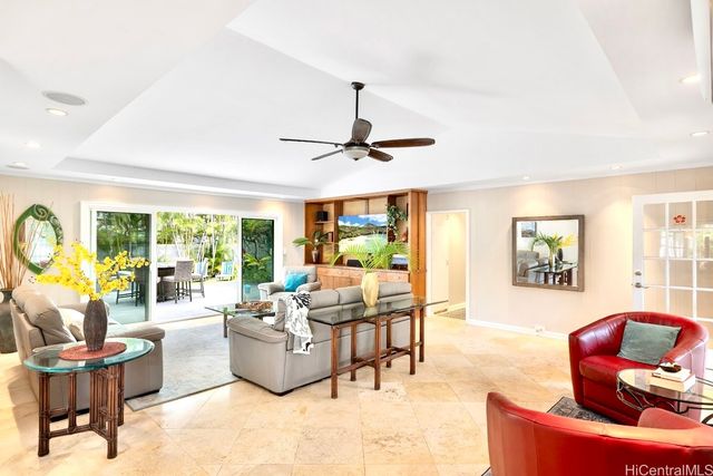 49 Pilipu Place, Kailua, HI 96734