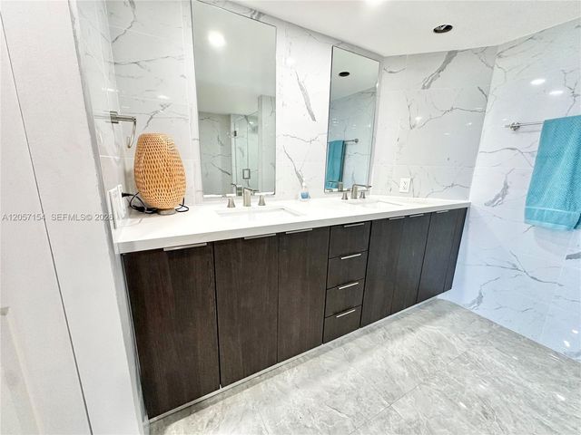 1717 N Bayshore Drive A1534, Miami, FL 33132