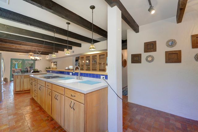 29 Sandia Lane, Placitas, NM 87043