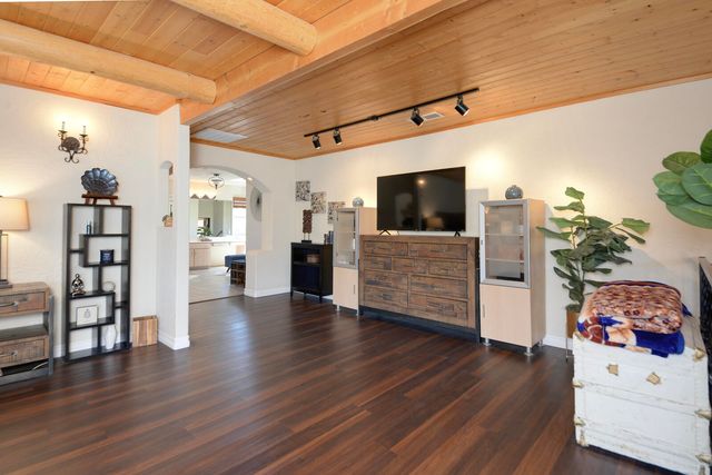 29 Sandia Lane, Placitas, NM 87043
