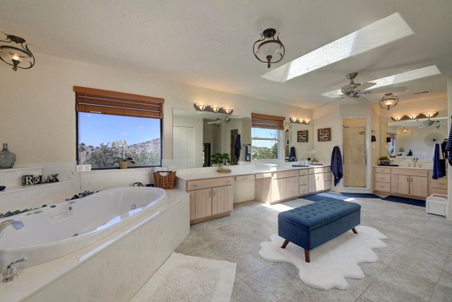 29 Sandia Lane, Placitas, NM 87043