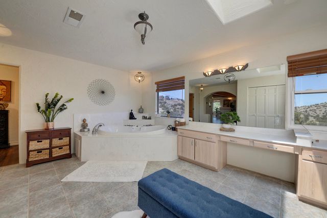 29 Sandia Lane, Placitas, NM 87043