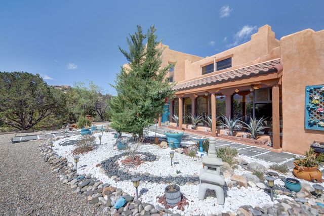 29 Sandia Lane, Placitas, NM 87043