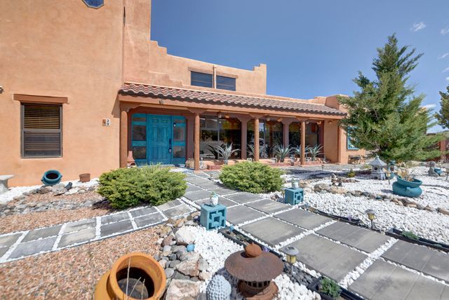 29 Sandia Lane, Placitas, NM 87043