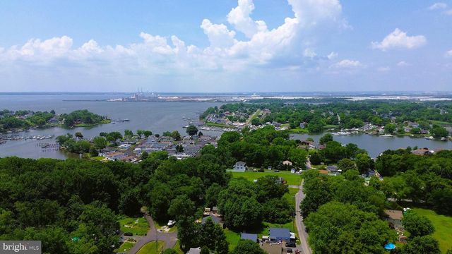 8029-A SHORE RD, Baltimore, MD 21219