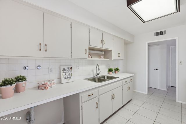 10426 W SUN CITY Boulevard, Sun City, AZ 85351