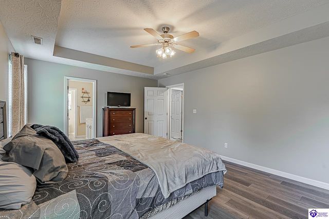 124 W Mossy Creek Court, Elizabethtown, KY 42701
