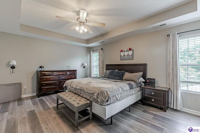 124 W Mossy Creek Court, Elizabethtown, KY 42701