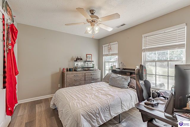 124 W Mossy Creek Court, Elizabethtown, KY 42701
