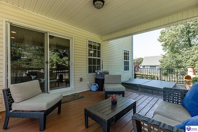 124 W Mossy Creek Court, Elizabethtown, KY 42701