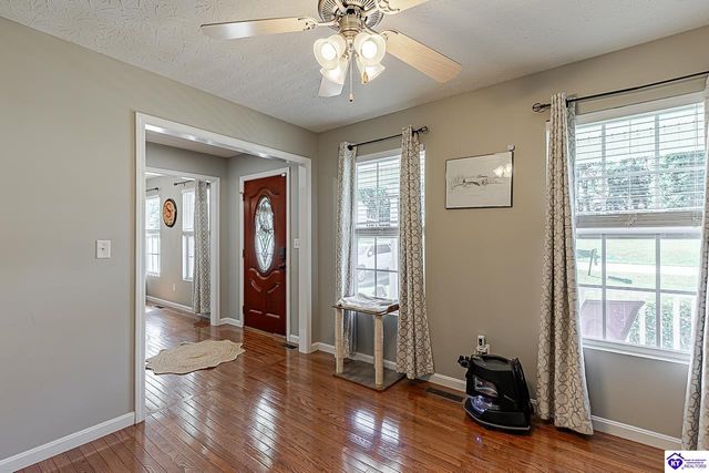124 W Mossy Creek Court, Elizabethtown, KY 42701