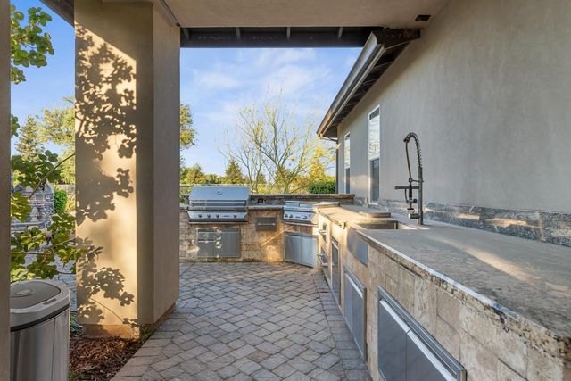 29533 E Chapman Way, Escalon, CA 95320