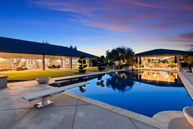 29533 E Chapman Way, Escalon, CA 95320