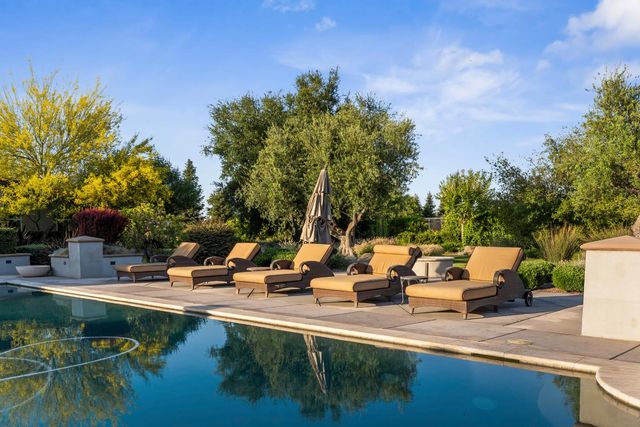 29533 E Chapman Way, Escalon, CA 95320