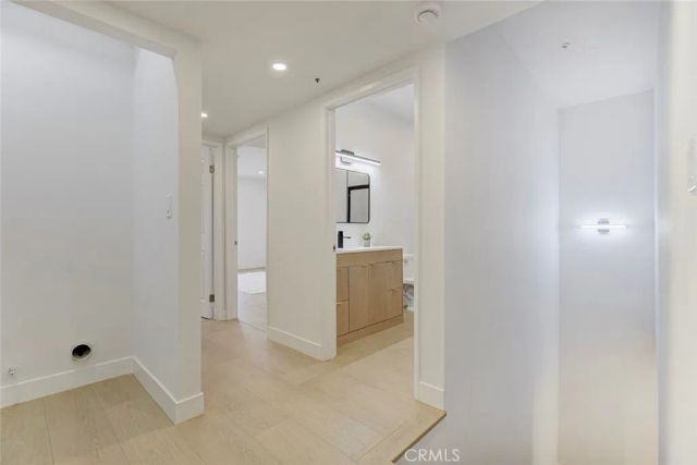 15044 Nordhoff Street 8, North Hills, CA 91343