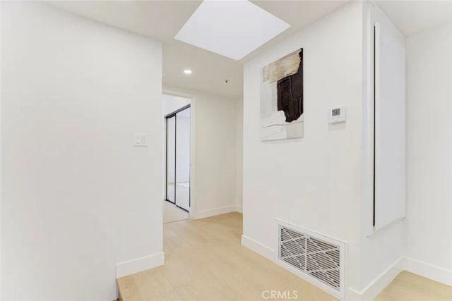 15044 Nordhoff Street 8, North Hills, CA 91343