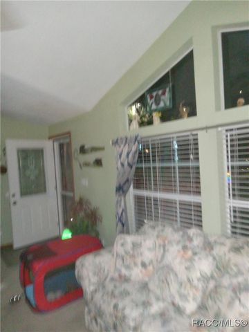 8420 N Calcutta Avenue, Dunnellon, FL 34433