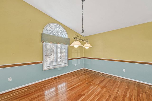 25 Walnut Landing CIR, Hardy, VA 24101