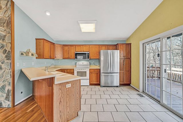 25 Walnut Landing CIR, Hardy, VA 24101