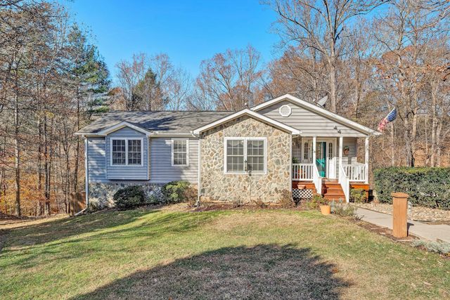 25 Walnut Landing CIR, Hardy, VA 24101