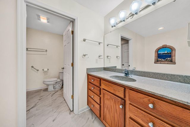 25 Walnut Landing CIR, Hardy, VA 24101