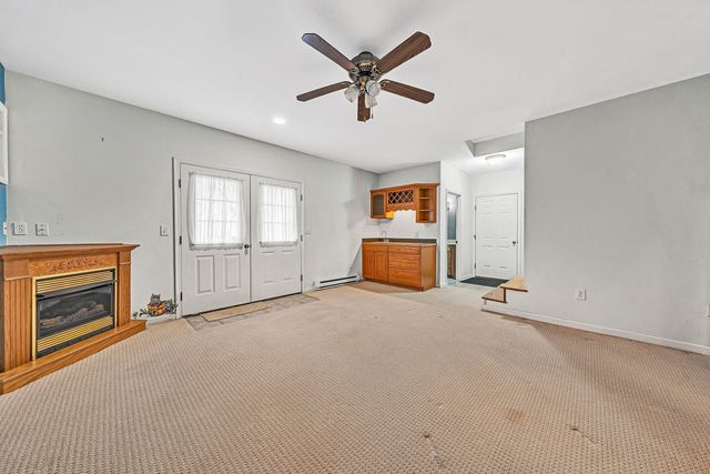 25 Walnut Landing CIR, Hardy, VA 24101