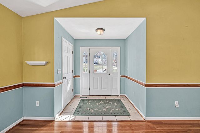 25 Walnut Landing CIR, Hardy, VA 24101