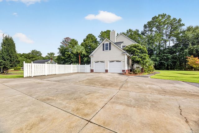 413 Lazy Hill Road, Moncks Corner, SC 29461