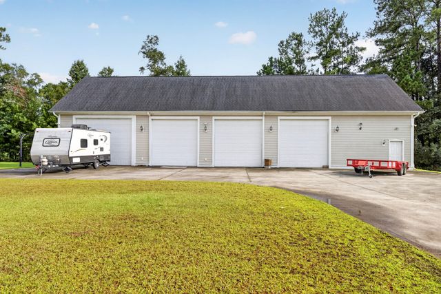 413 Lazy Hill Road, Moncks Corner, SC 29461