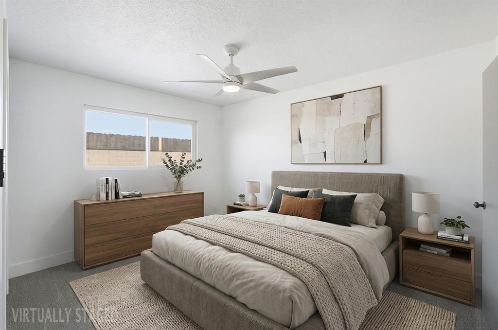 Image 18 of property listing at 821 W Fairmont Avenue, Clovis, CA 93612