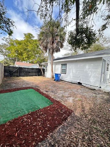 2100 AUBURN STREET S, St Petersburg, FL 33712