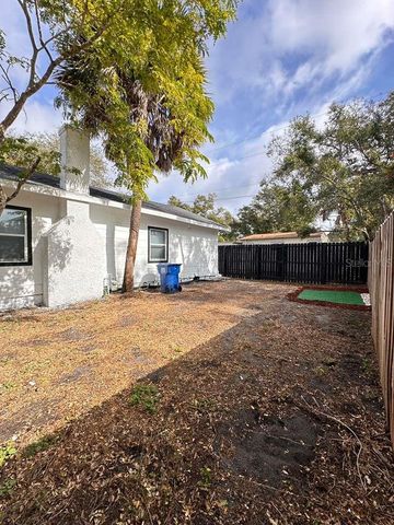 2100 AUBURN STREET S, St Petersburg, FL 33712