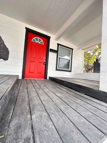 2100 AUBURN STREET S, St Petersburg, FL 33712