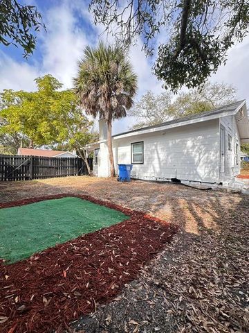 2100 AUBURN STREET S, St Petersburg, FL 33712