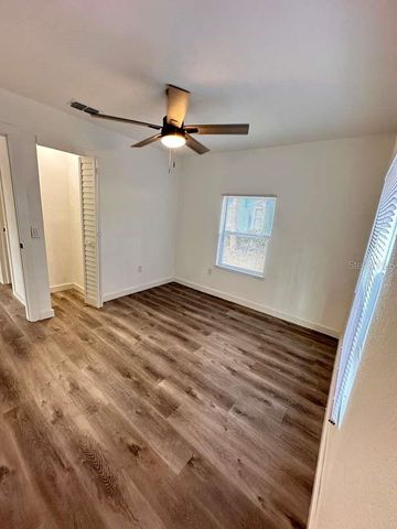 2100 AUBURN STREET S, St Petersburg, FL 33712