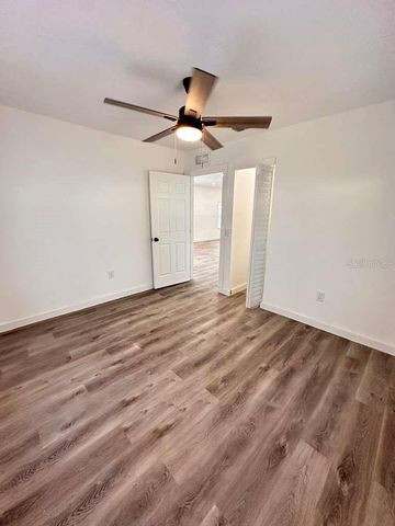 2100 AUBURN STREET S, St Petersburg, FL 33712