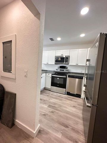 2100 AUBURN STREET S, St Petersburg, FL 33712