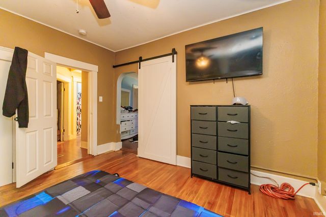 1215 S Jefferson Street, Muncie, IN 47302