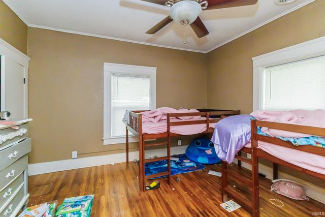 1215 S Jefferson Street, Muncie, IN 47302