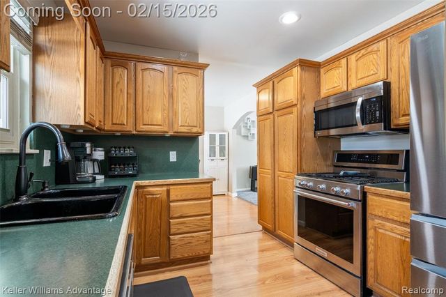 3801 Tara Drive, Highland, MI 48356