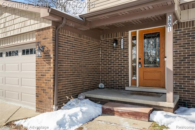 3801 Tara Drive, Highland, MI 48356