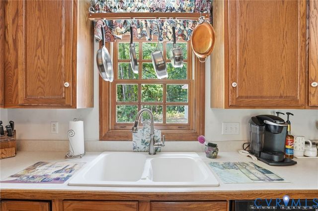 240 Vinita Cir, Henrico, VA 23238