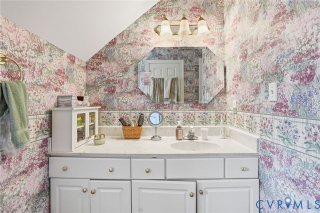 240 Vinita Cir, Henrico, VA 23238