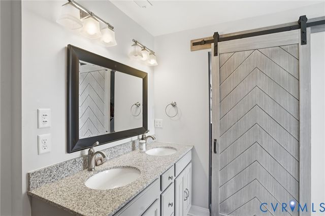 240 Vinita Cir, Henrico, VA 23238