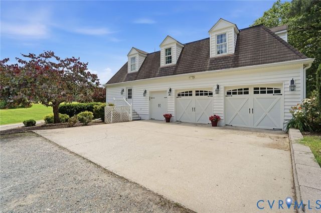 240 Vinita Cir, Henrico, VA 23238