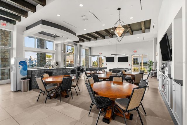 2437 YELLOW BRICK ROAD, St Cloud, FL 34772